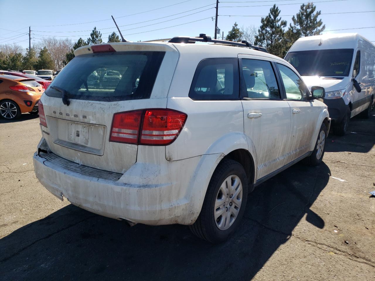 Photo 4 from auction – 2015 DODGE JOURNEY SE with VIN 3C4PDCAB5FT606023