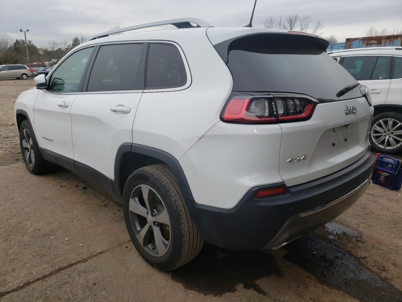 Photo 3 from auction – 2019 JEEP CHEROKEE L with VIN 1C4PJMDX2KD259059