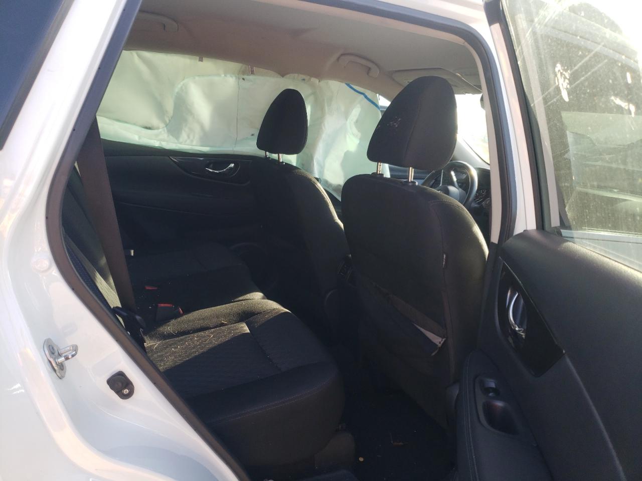 Photo 6 from auction – 2017 NISSAN ROGUE S with VIN KNMAT2MVXHP535188