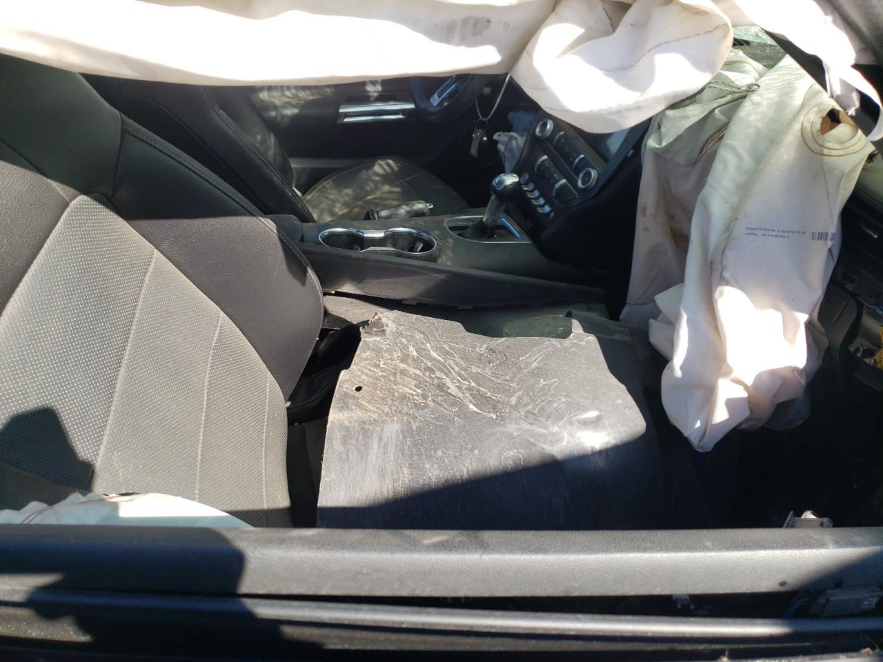 Photo 5 from auction – 2020 FORD MUSTANG with VIN 1FA6P8TH0L5136535