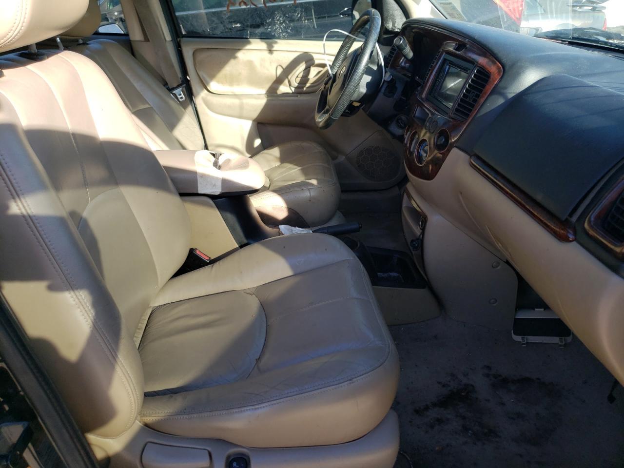 Photo 5 from auction – 2004 MAZDA TRIBUTE ES with VIN 4F2CZ061X4KM04002