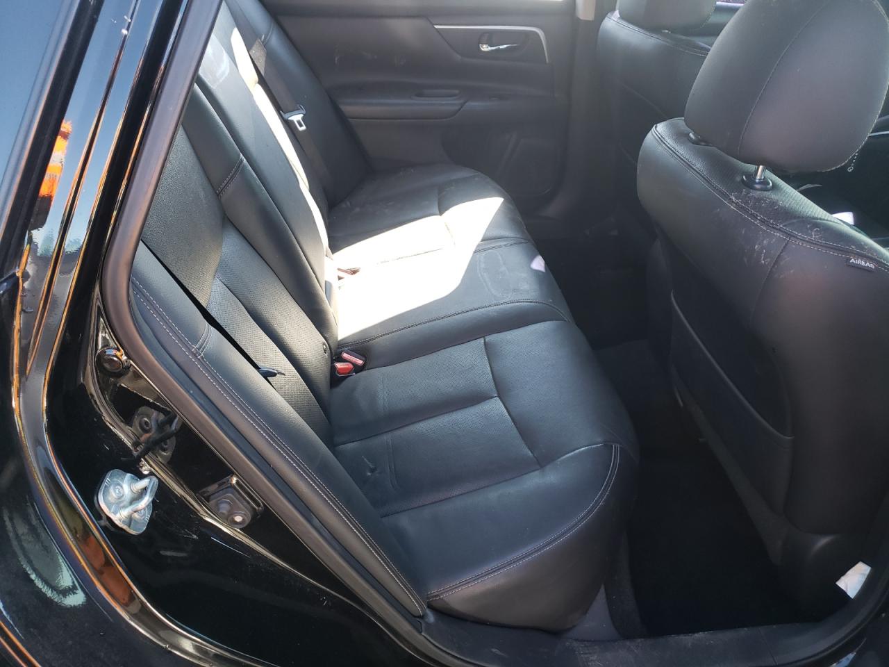 Photo 6 from auction – 2017 NISSAN ALTIMA 2.5 with VIN 1N4AL3AP2HC295269