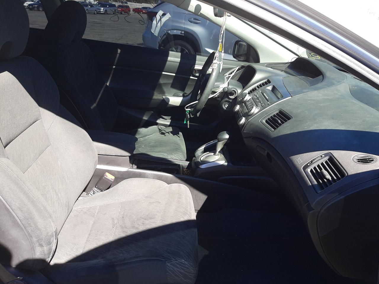 Photo 5 from auction – 2008 HONDA CIVIC EX with VIN 2HGFG12898H567914