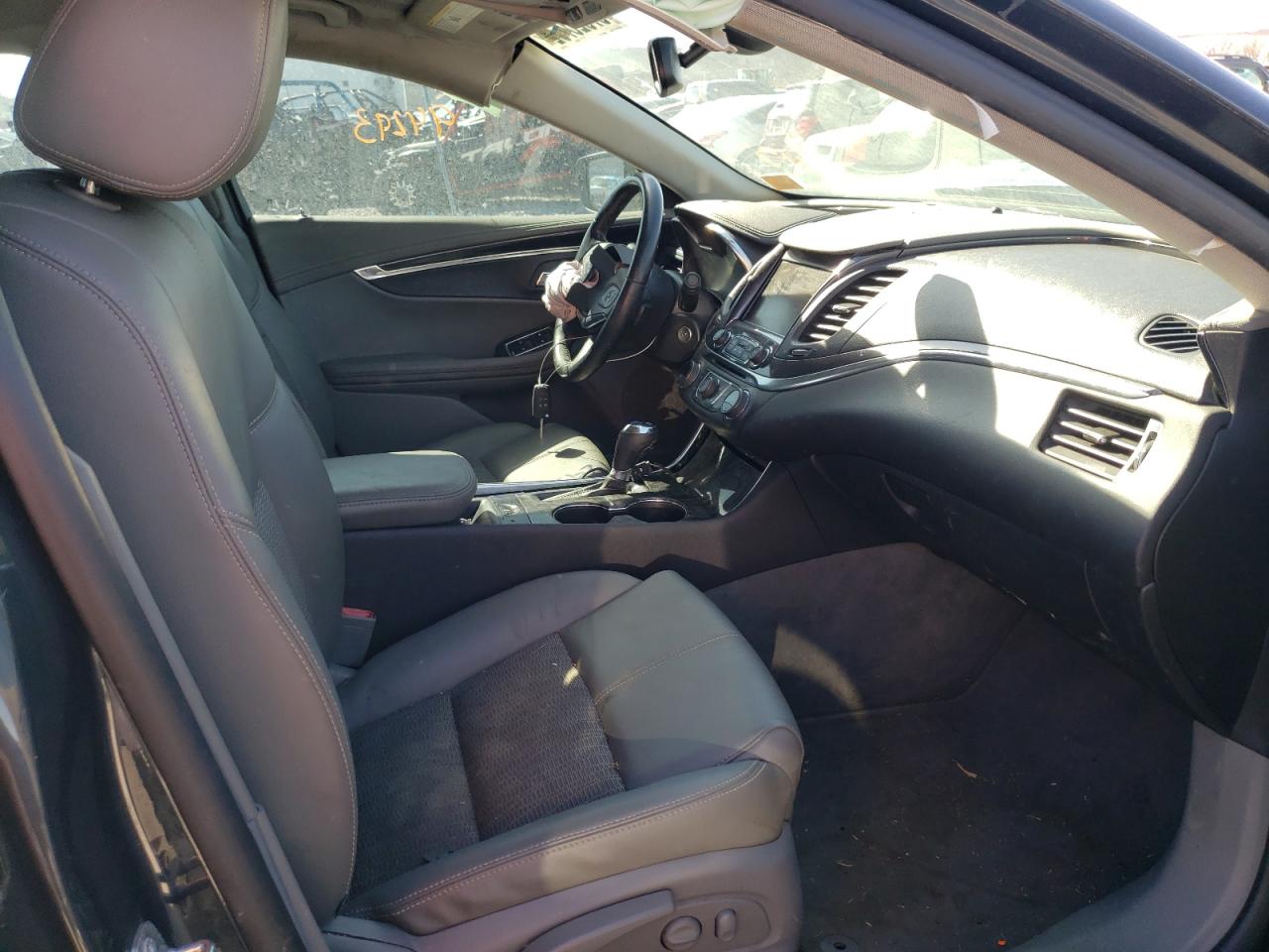 Photo 5 from auction – 2015 CHEVROLET IMPALA LT with VIN 2G1115SL7F9265866