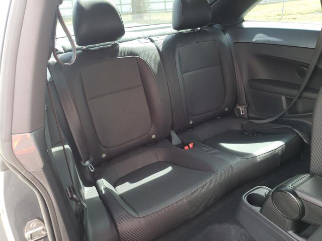 Photo 6 from auction – 2014 VOLKSWAGEN BEETLE with VIN 3VWJP7AT1EM608967