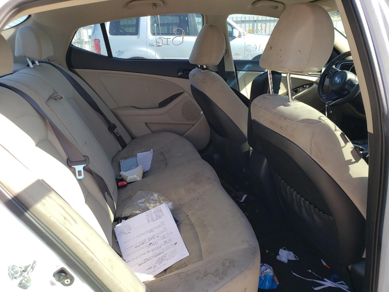 Photo 6 from auction – 2014 KIA OPTIMA LX with VIN KNAGM4A7XE5475233