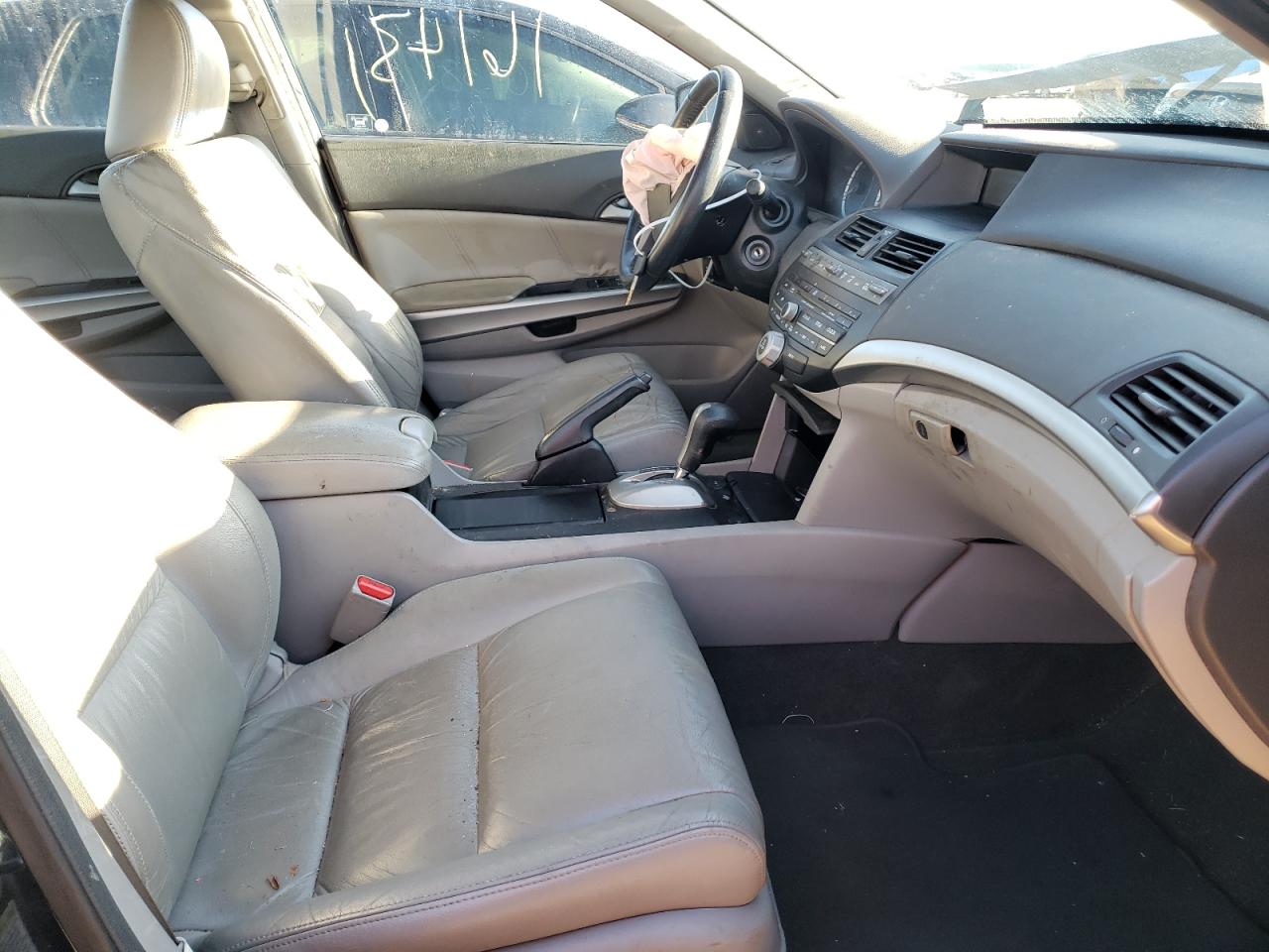 Photo 5 from auction – 2010 HONDA ACCORD with VIN 5KBCP3F87AB010200