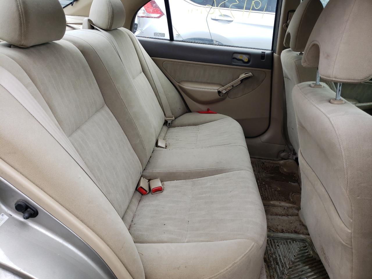 Photo 6 from auction – 2003 HONDA CIVIC LX with VIN 2HGES15573H513631