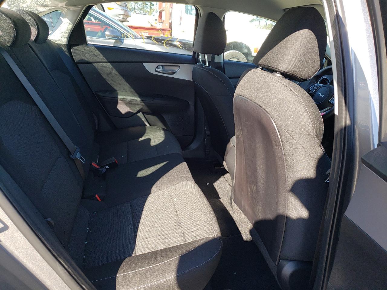 Photo 6 from auction – 2022 KIA FORTE FE with VIN 3KPF24AD4NE418525