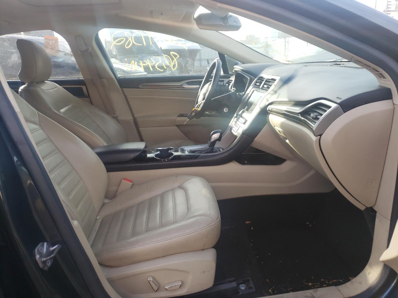 Photo 5 from auction – 2016 FORD FUSION SE with VIN 3FA6P0H92GR213590
