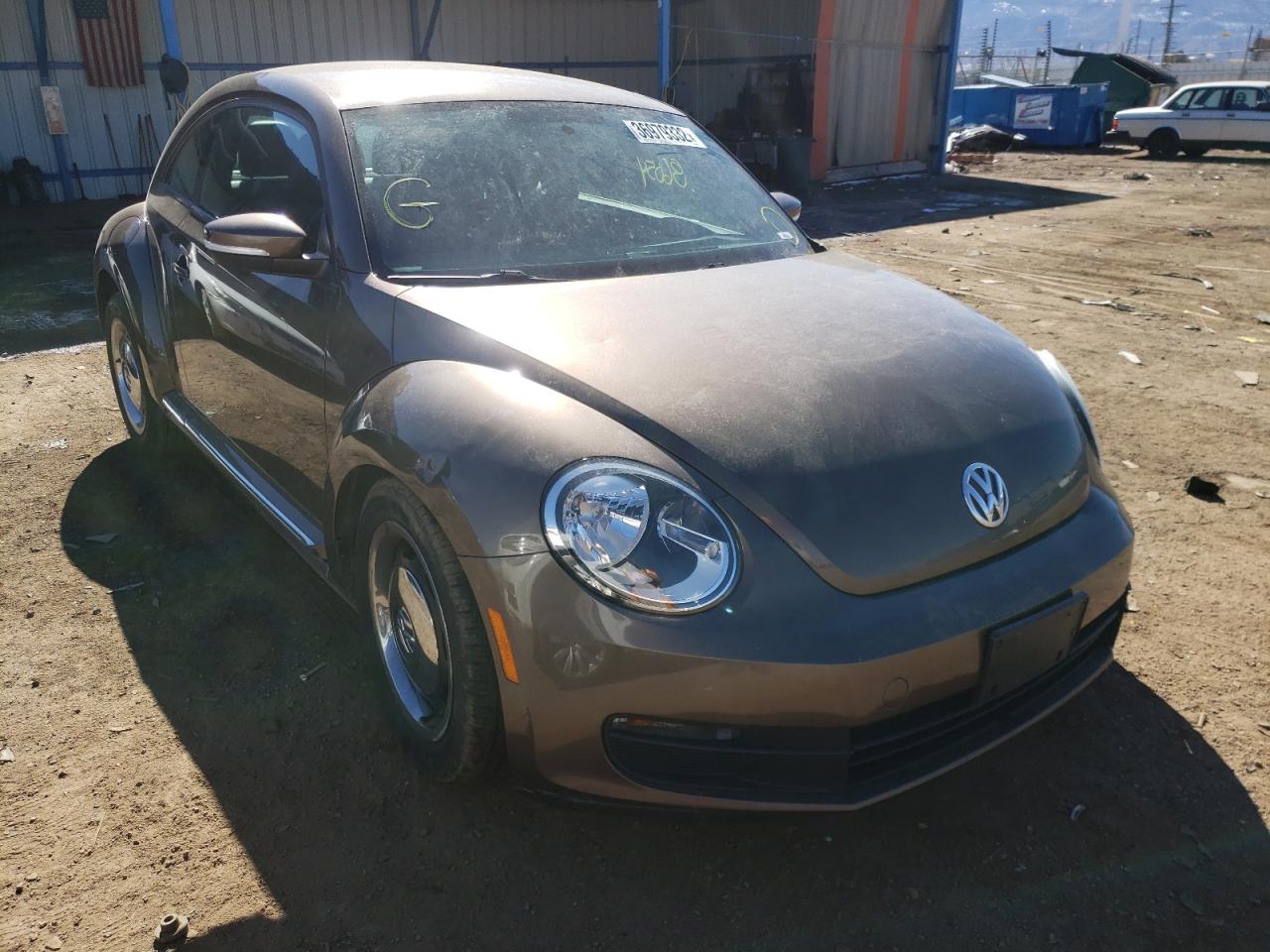 VOLKSWAGEN BEETLE 2012 with VIN 3VWJP7AT2CM604603 - Photo from auction