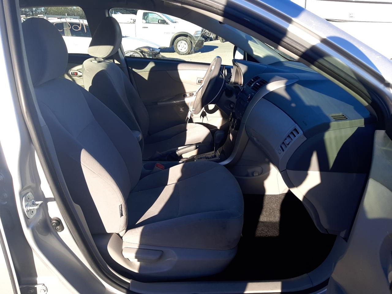 Photo 5 from auction – 2010 TOYOTA COROLLA BA with VIN JTDBU4EE8A9107058