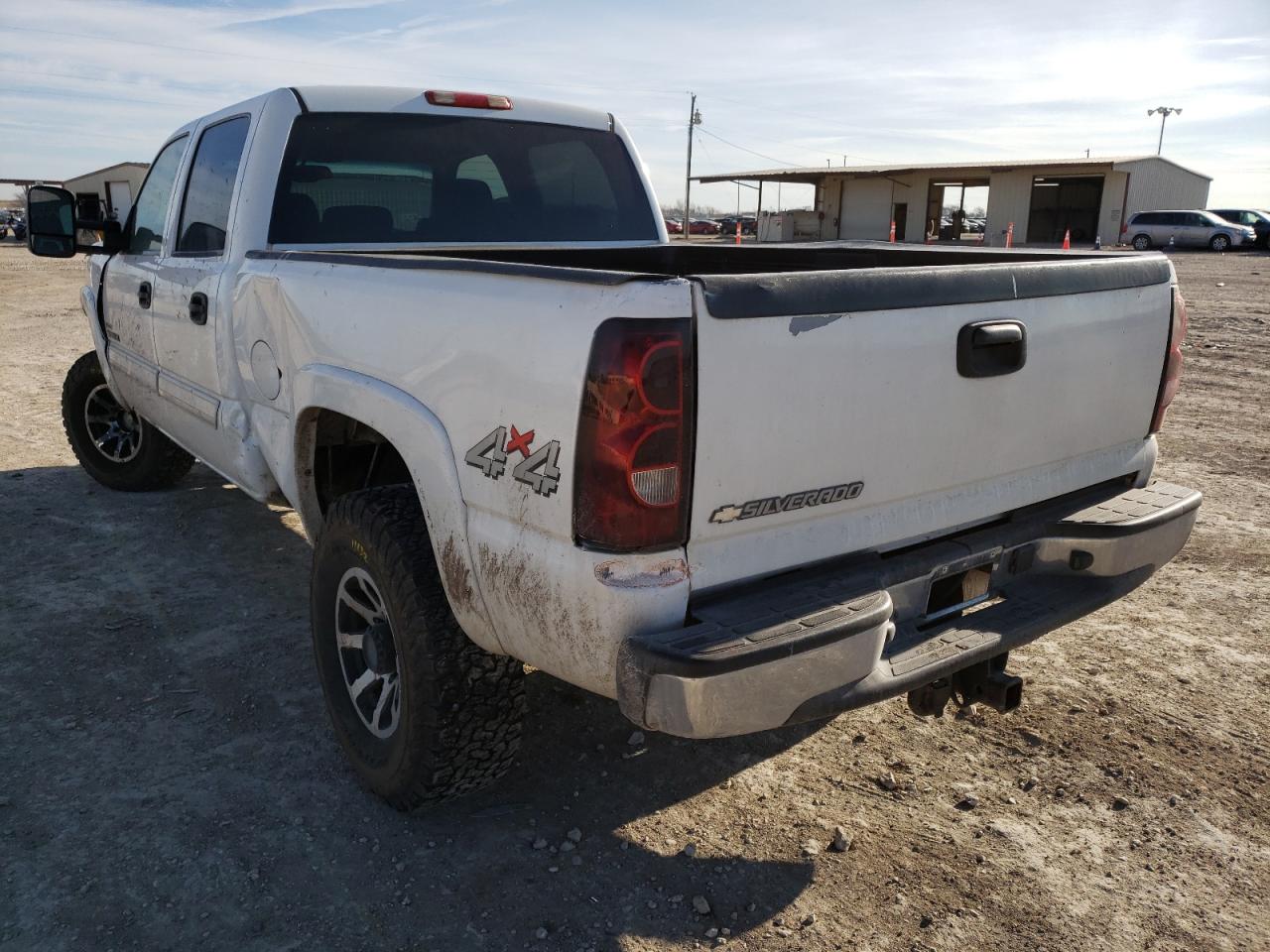 Photo 3 from auction – 2006 CHEVROLET 2500 with VIN 1GCHK23D76F265754
