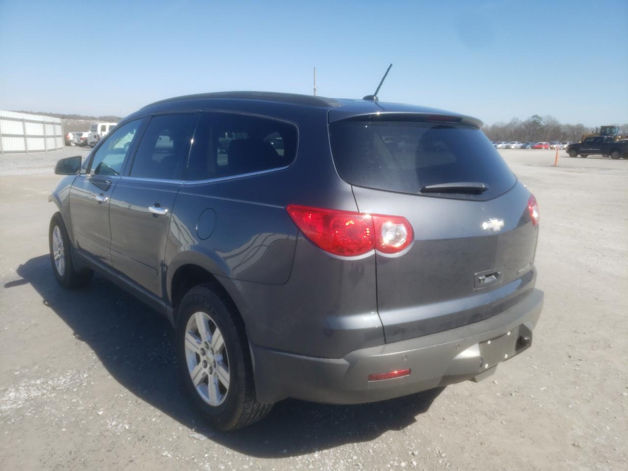 Photo 3 from auction – 2012 CHEVROLET TRAVERSE L with VIN 1GNKRGED0CJ242389