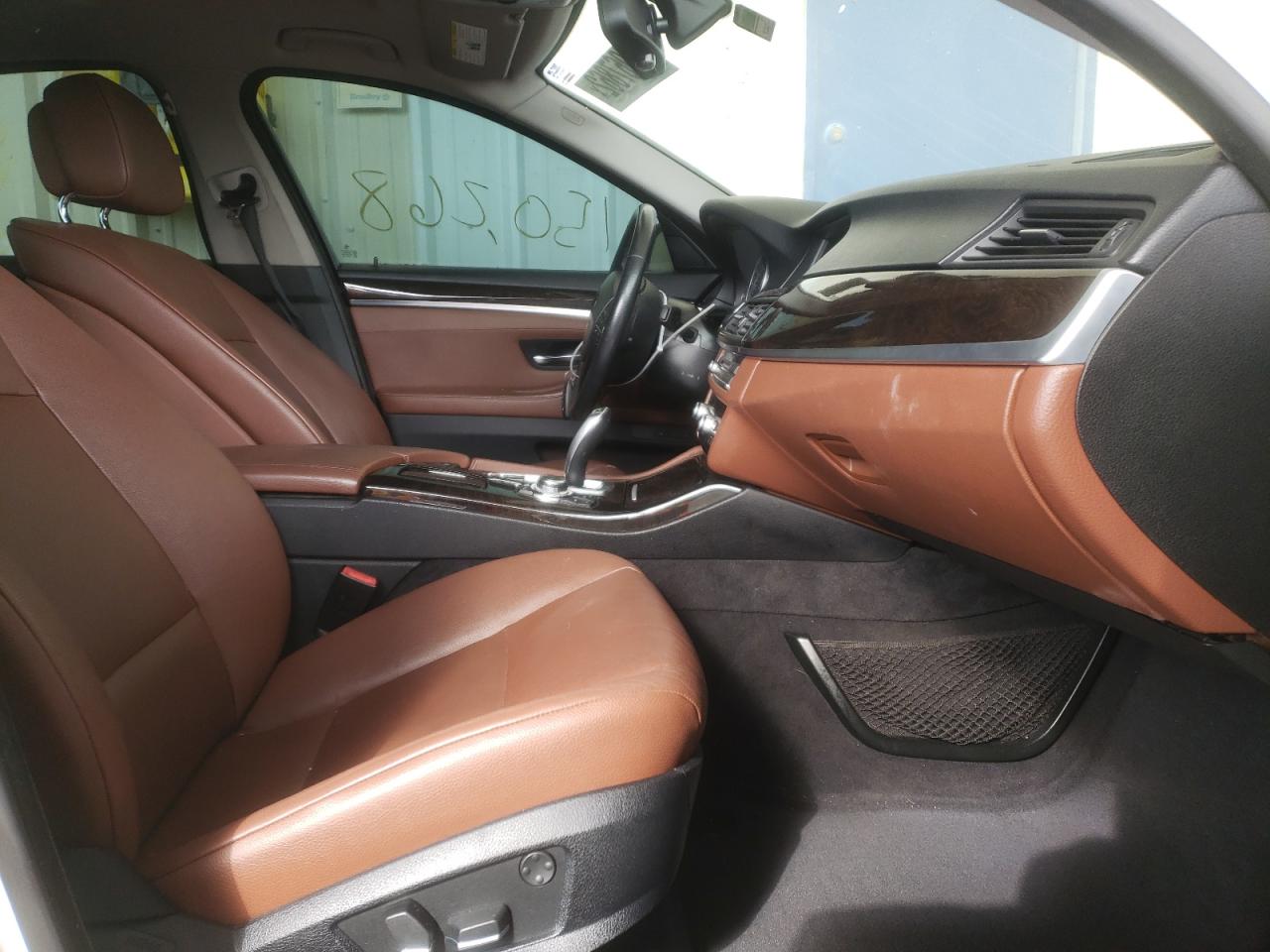 Photo 5 from auction – 2013 BMW 528 I with VIN WBAXG5C53DDY33429