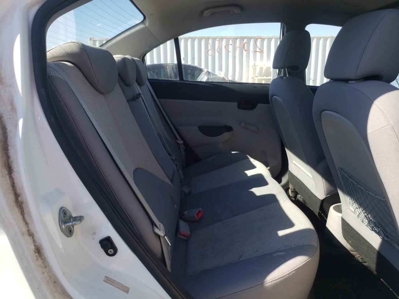 Photo 6 from auction – 2010 HYUNDAI ACCENT GLS with VIN KMHCN4ACXAU429618