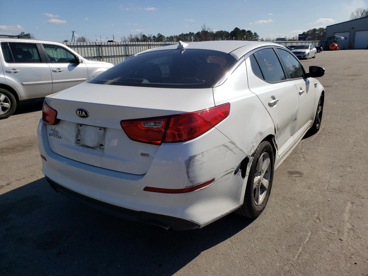Photo 4 from auction – 2014 KIA OPTIMA LX with VIN KNAGM4A7XE5475233