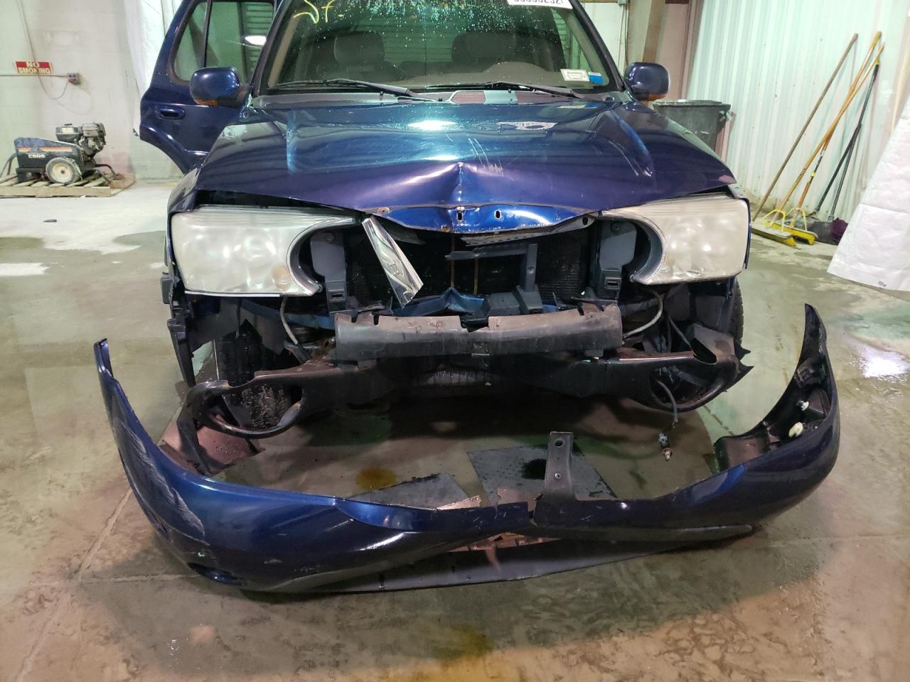 Photo 9 from auction – 2004 BUICK RAINIER CX with VIN 5GAET13P242214141