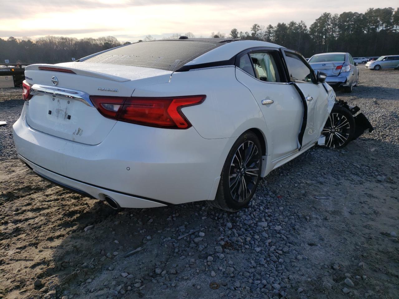 Photo 4 from auction – 2017 NISSAN MAXIMA 3.5 with VIN 1N4AA6AP5HC401057