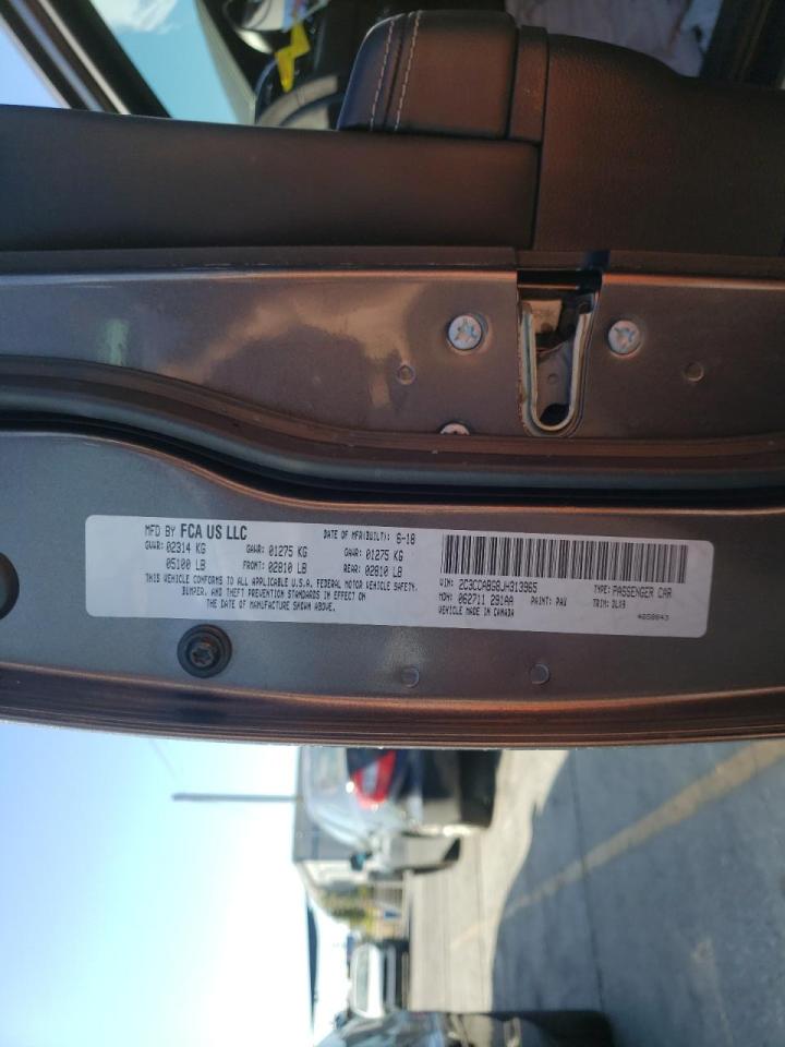 Photo 10 from auction – 2018 CHRYSLER 300 S with VIN 2C3CCABG8JH313965