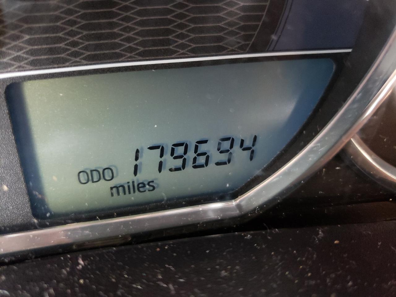 Photo 8 from auction – 2014 TOYOTA COROLLA L with VIN 5YFBURHE6EP077650