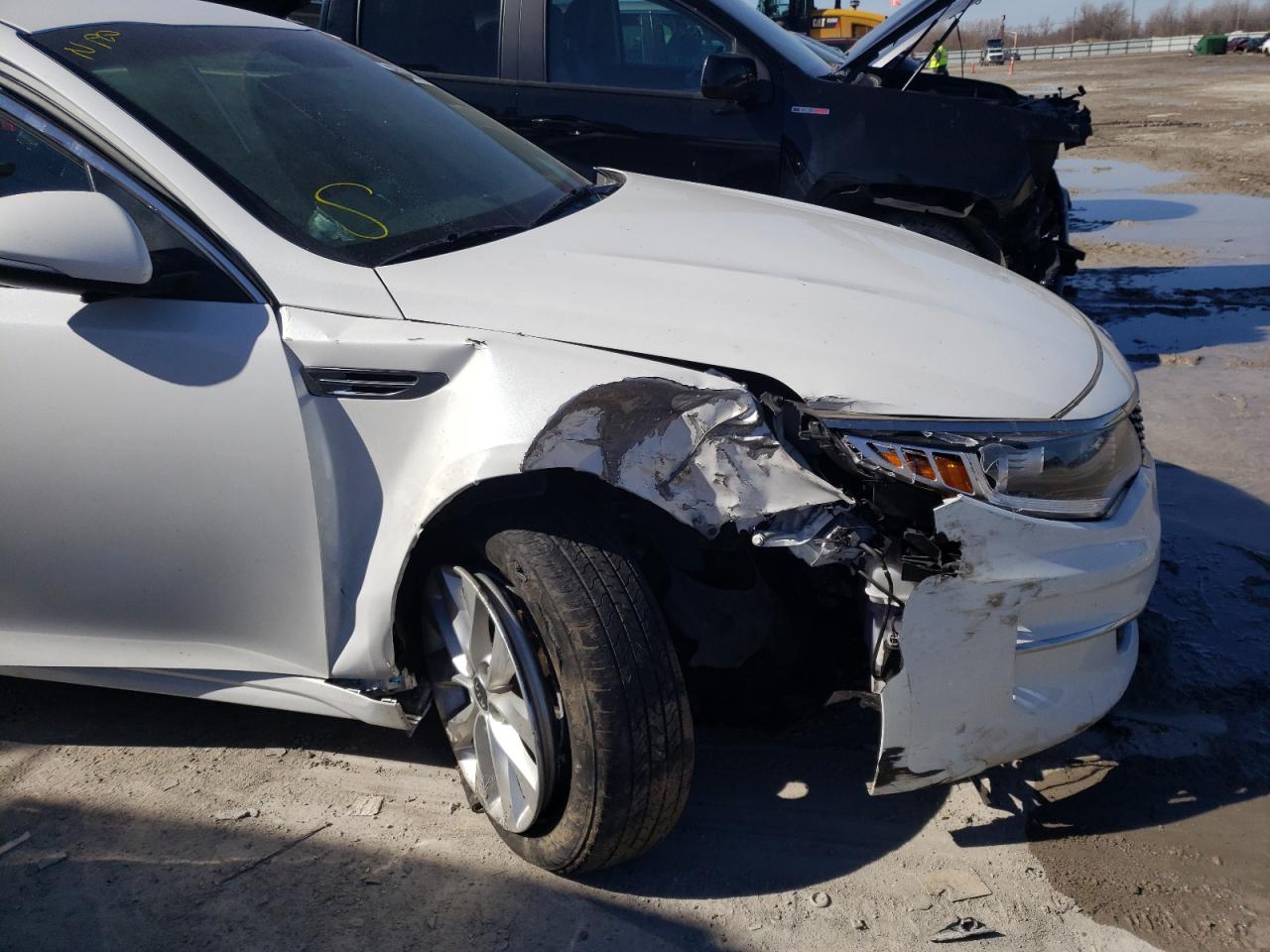 Photo 20 from auction – 2018 KIA OPTIMA LX with VIN 5XXGT4L32JG253288