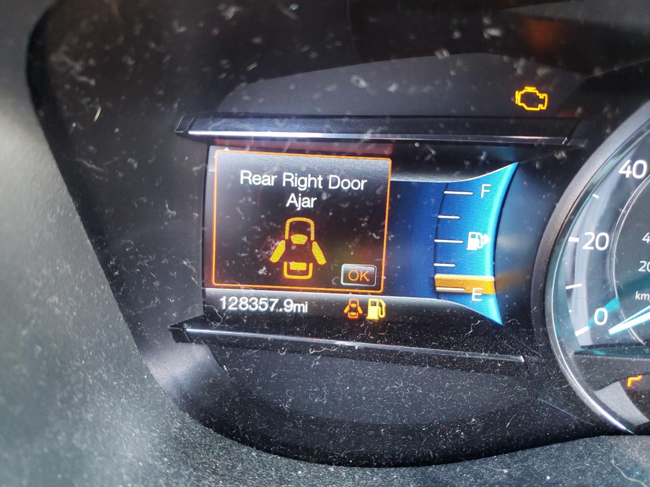 Photo 8 from auction – 2016 FORD EXPLORER L with VIN 1FM5K7F8XGGA99252