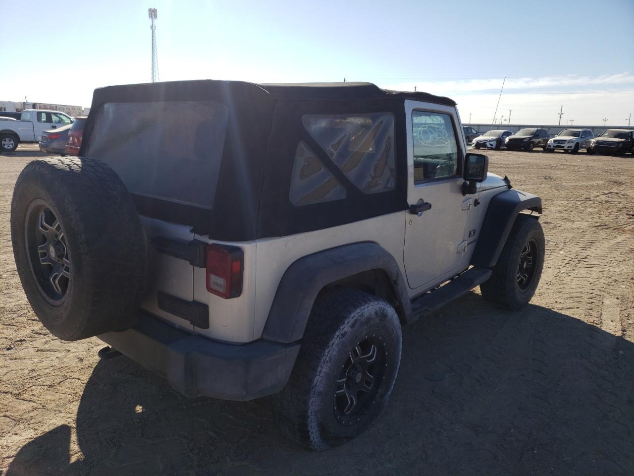 Photo 4 from auction – 2007 JEEP WRANGLER X with VIN 1J4FA24197L123384