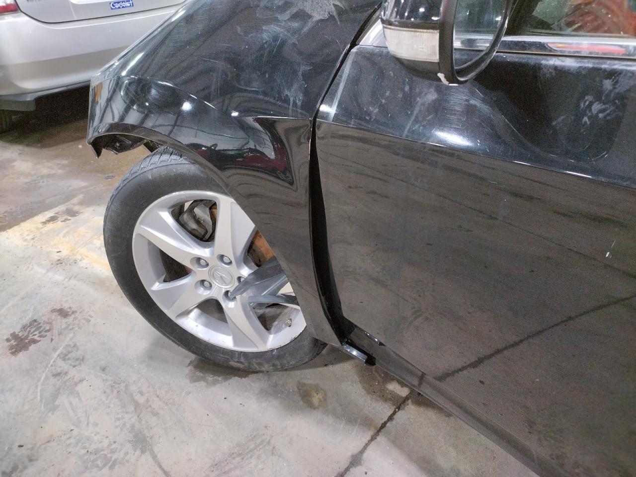Photo 9 from auction – 2013 ACURA TSX TECH with VIN JH4CU2F61DC011892