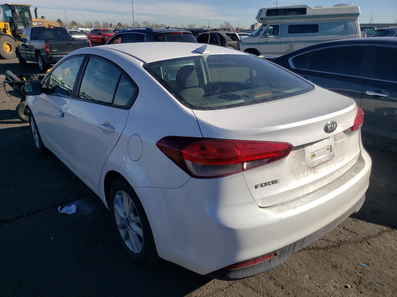 Photo 3 from auction – 2017 KIA FORTE LX with VIN 3KPFL4A79HE017838