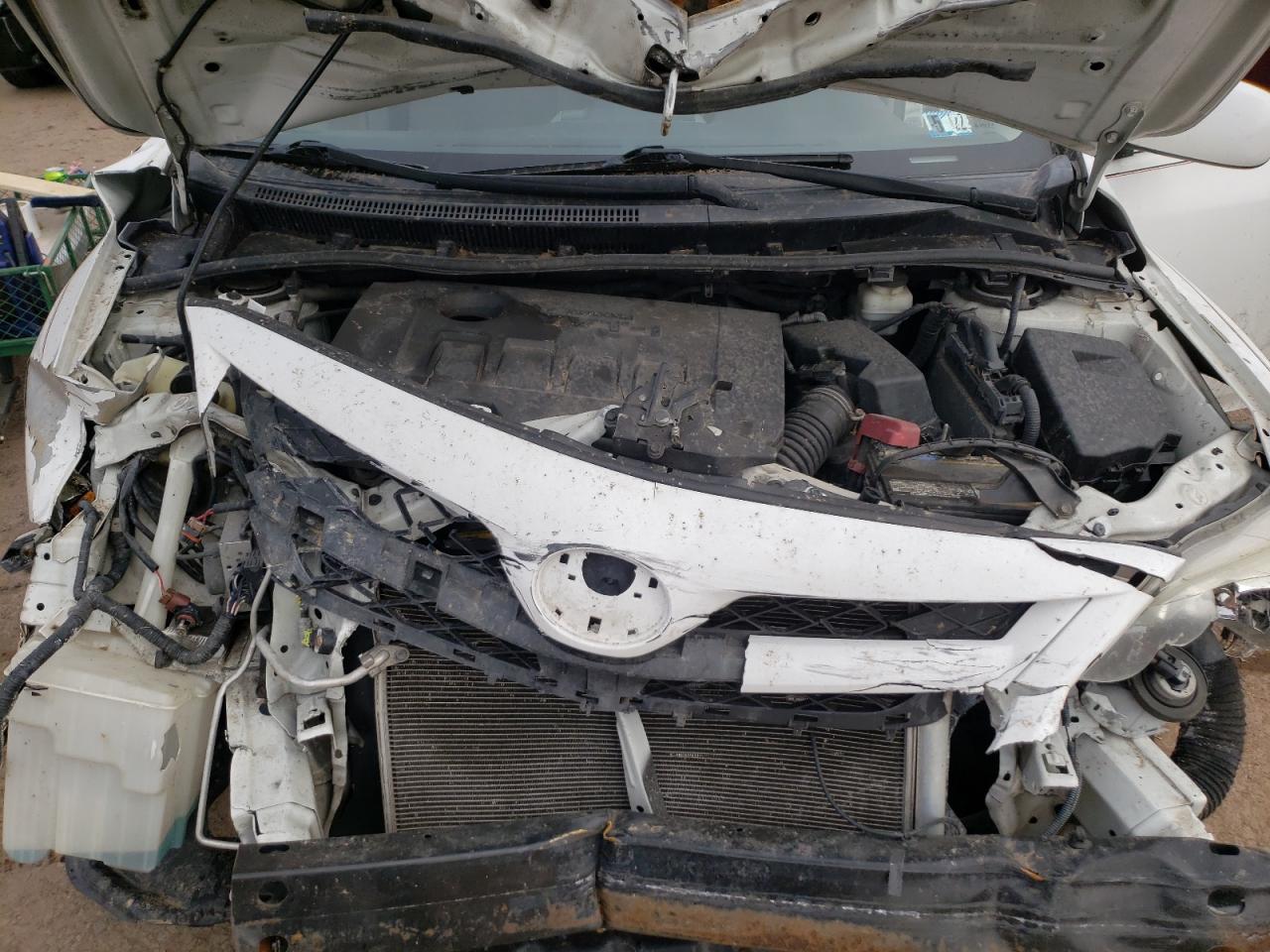 Photo 7 from auction – 2013 TOYOTA COROLLA with VIN 5YFBU4EE5DP208492