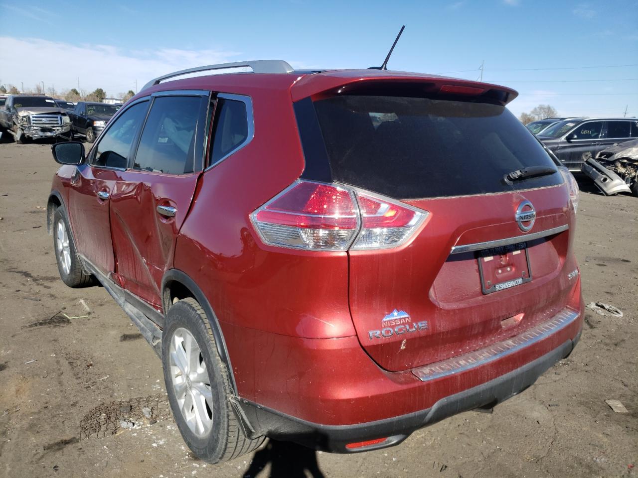 Photo 3 from auction – 2015 NISSAN ROGUE S with VIN KNMAT2MV7FP558683