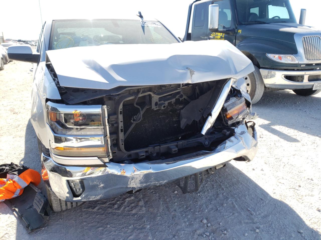 Photo 9 from auction – 2016 CHEVROLET SILVERADO with VIN 3GCPCREHXGG111976