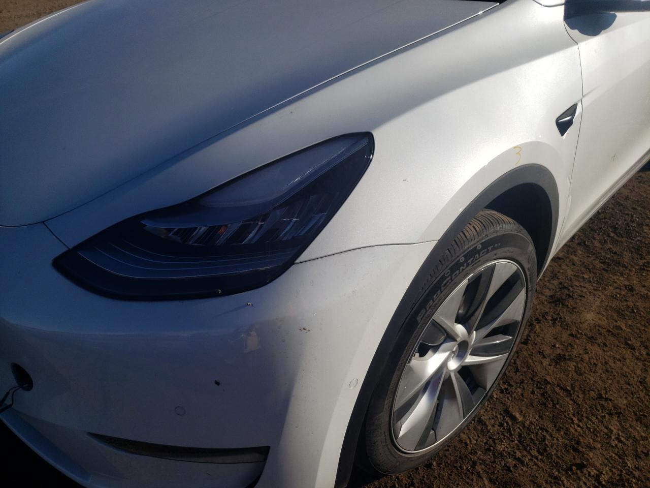 Photo 10 from auction – 2020 TESLA MODEL Y with VIN 5YJYGDEE1LF015185