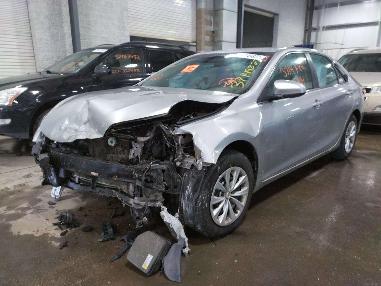 Photo 2 from auction – 2016 TOYOTA CAMRY LE with VIN 4T1BF1FK9GU157885