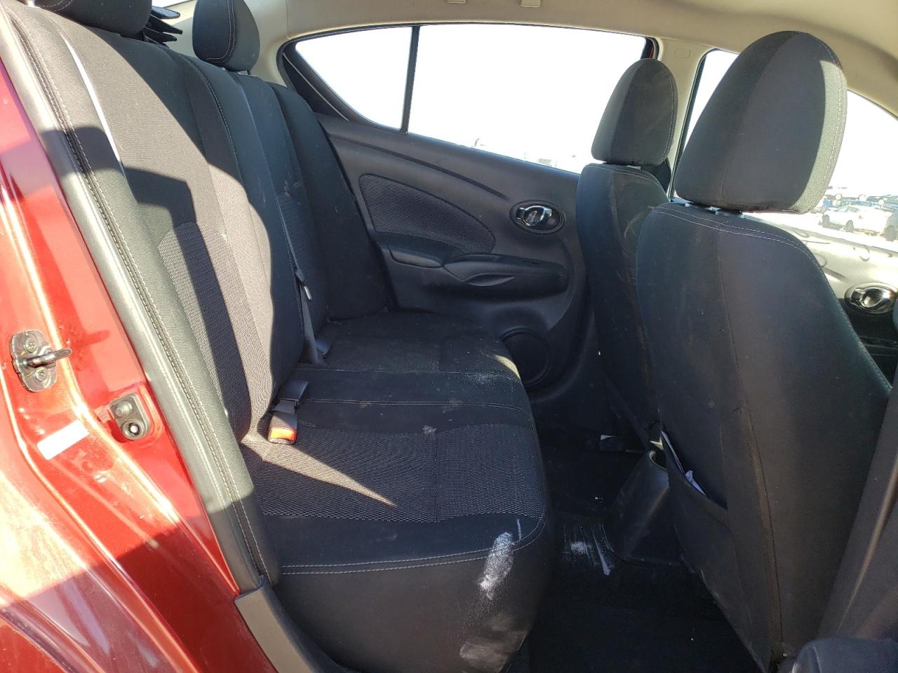 Photo 6 from auction – 2019 NISSAN VERSA S with VIN 3N1CN7AP1KL804917