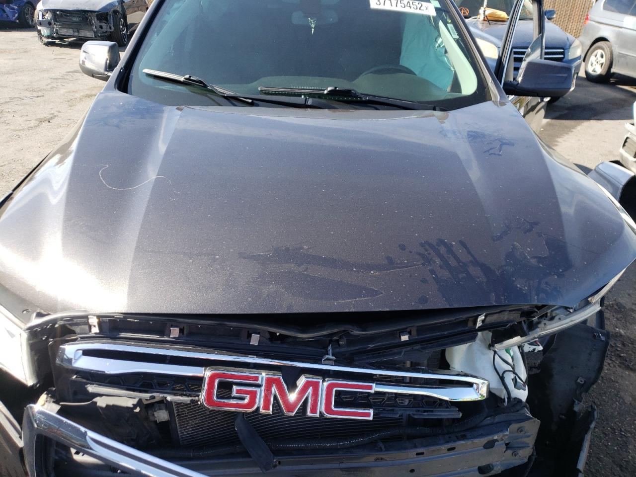 Photo 7 from auction – 2017 GMC ACADIA SLT with VIN 1GKKNMLS2HZ218080