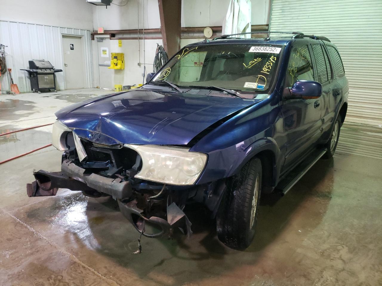 Photo 2 from auction – 2004 BUICK RAINIER CX with VIN 5GAET13P242214141