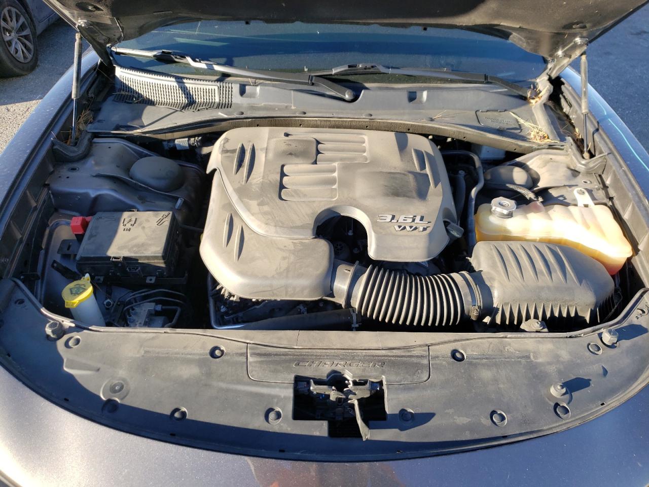 Photo 7 from auction – 2019 DODGE CHARGER SX with VIN 2C3CDXBG2KH644137