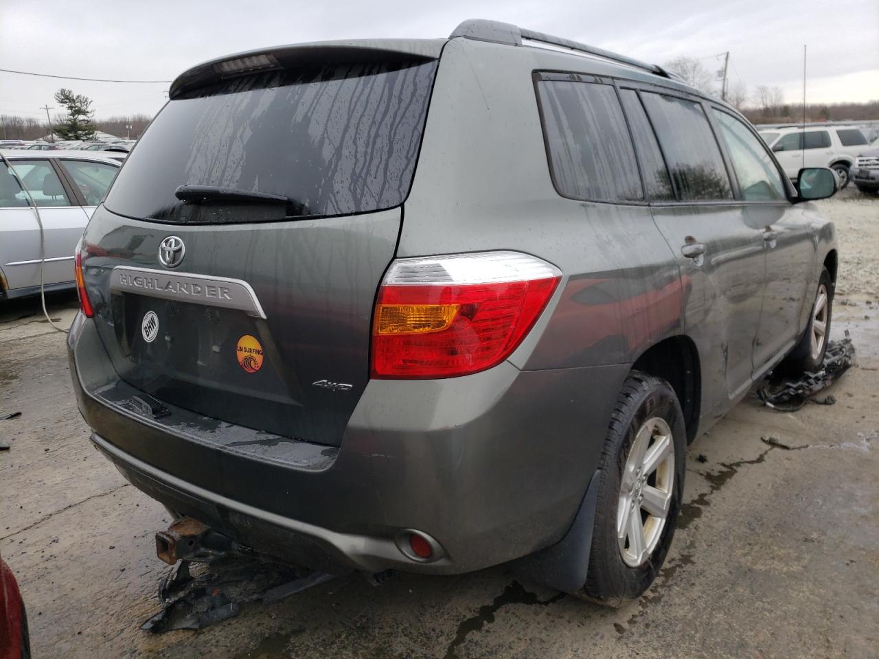 Photo 4 from auction – 2010 TOYOTA HIGHLANDER with VIN 5TDBK3EH9AS037825