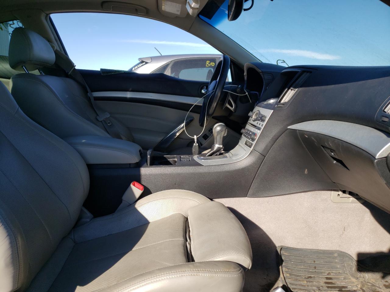 Photo 5 from auction – 2008 INFINITI G37 BASE with VIN JNKCV64E98M113648