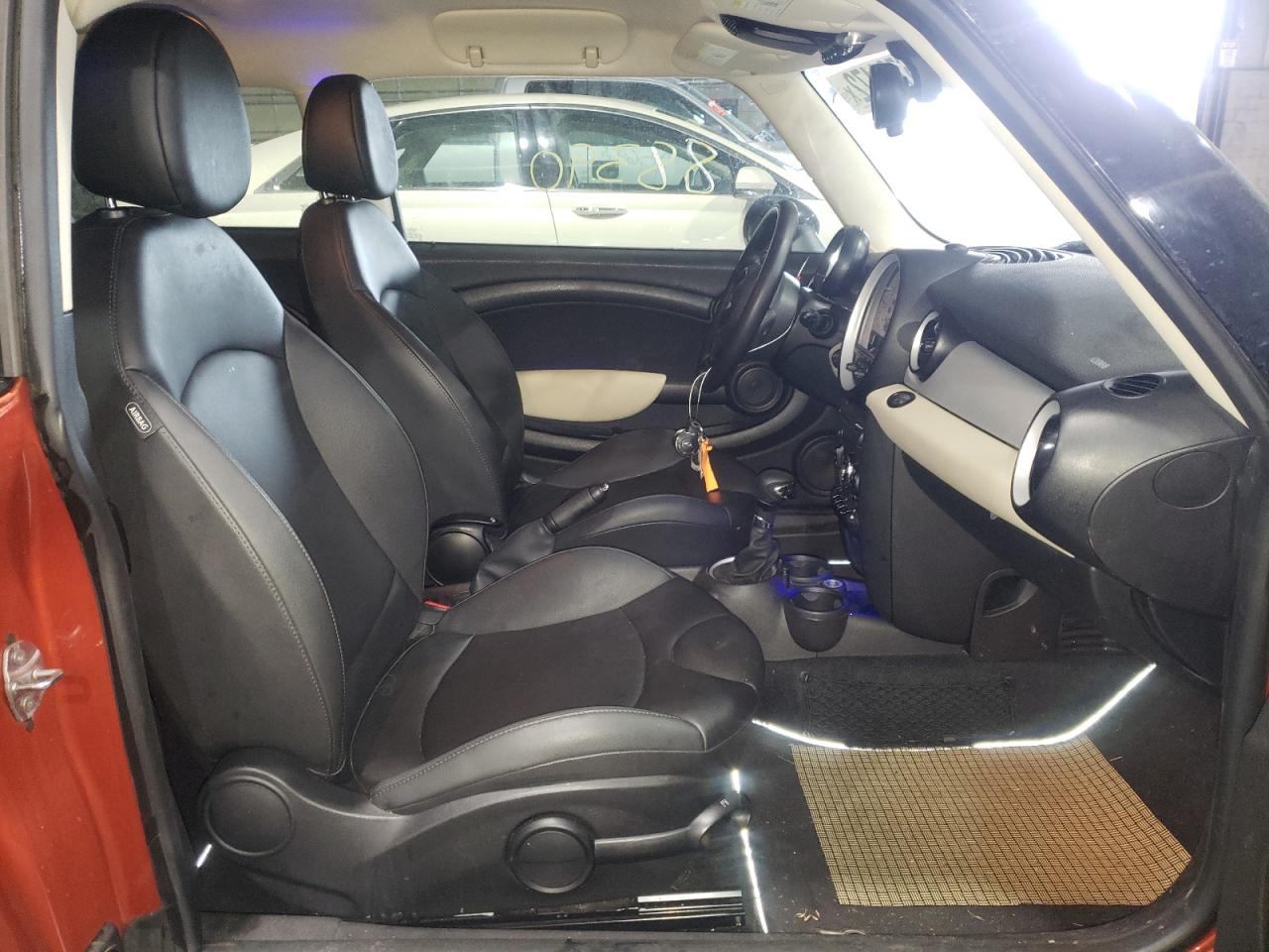 Photo 5 from auction – 2012 MINI COOPER CLU with VIN WMWZF3C55CT488828