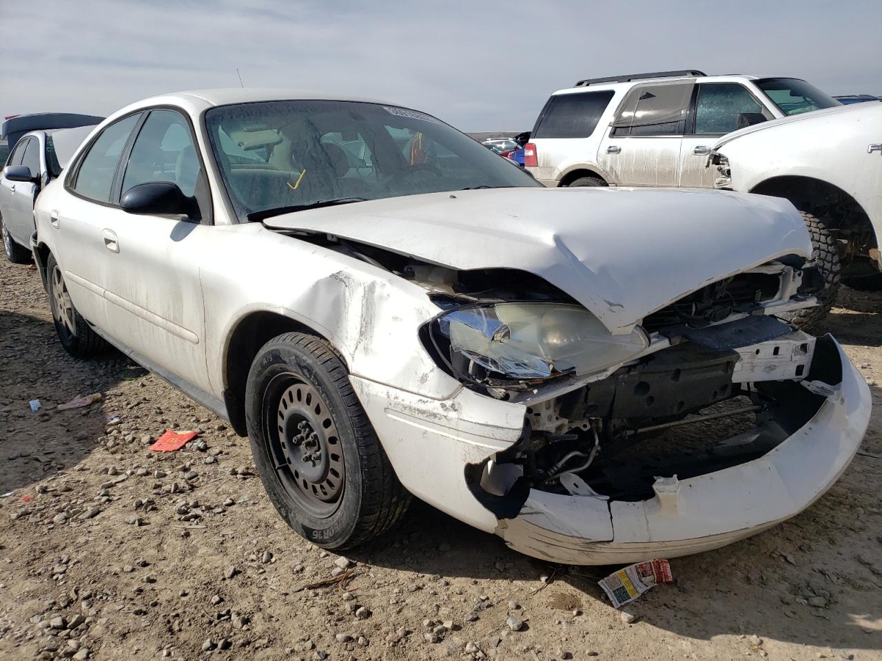 FORD TAURUS SE 2005 with VIN 1FAFP53265A302786 - Photo from auction