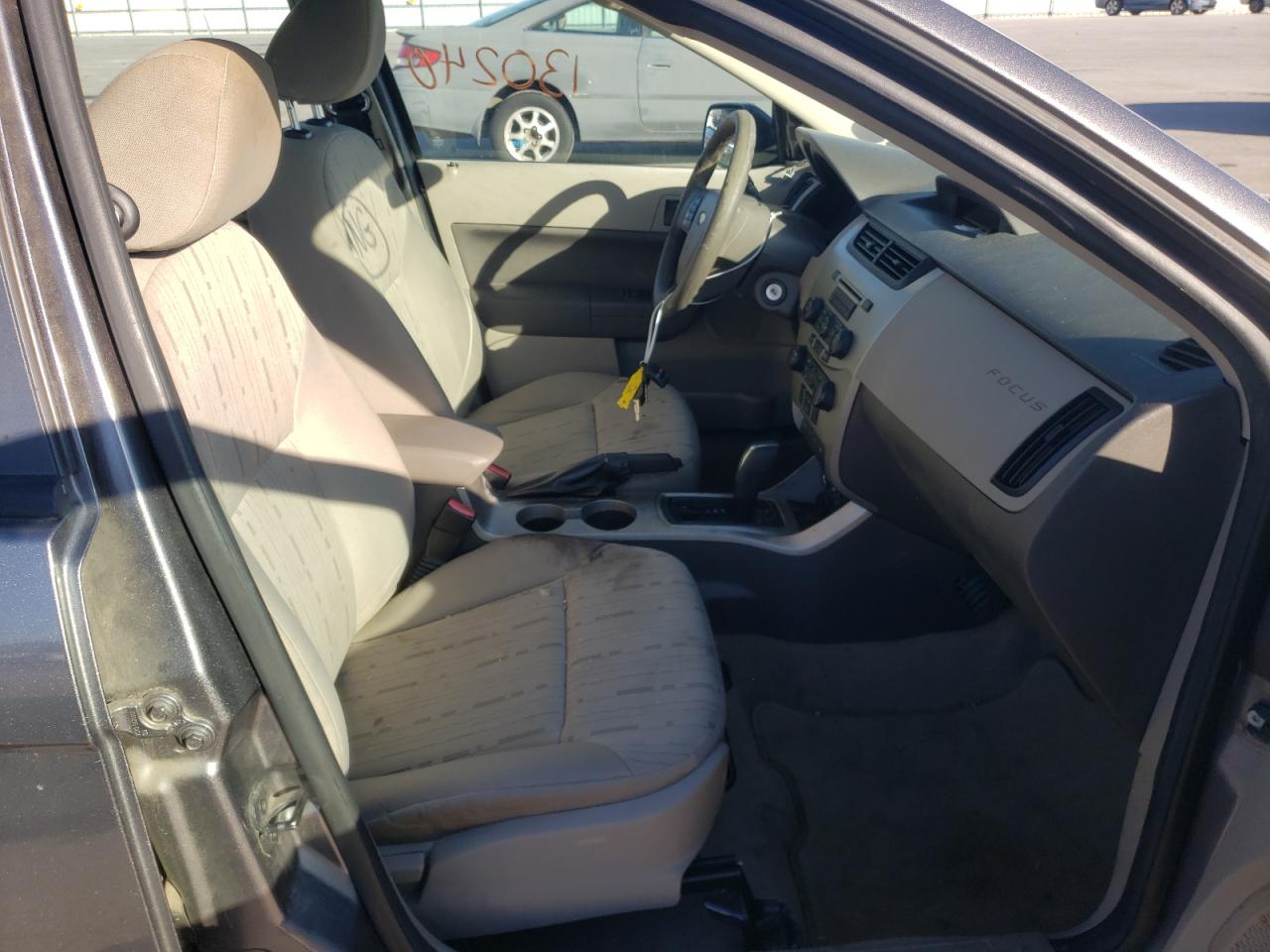 Photo 5 from auction – 2011 FORD FOCUS SE with VIN 1FAHP3FN3BW158566