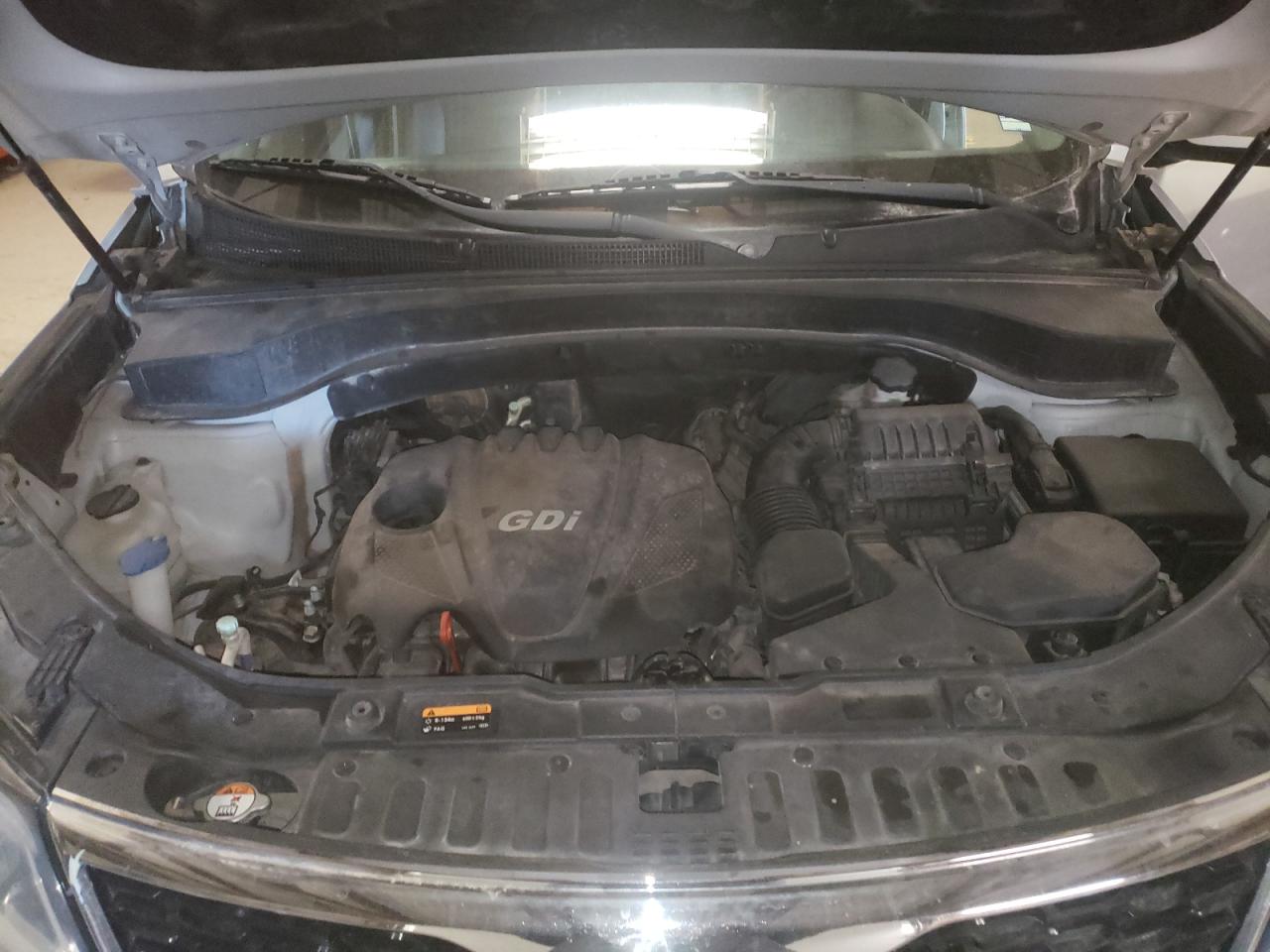 Photo 7 from auction – 2015 KIA SORENTO LX with VIN 5XYKTDA66FG614337