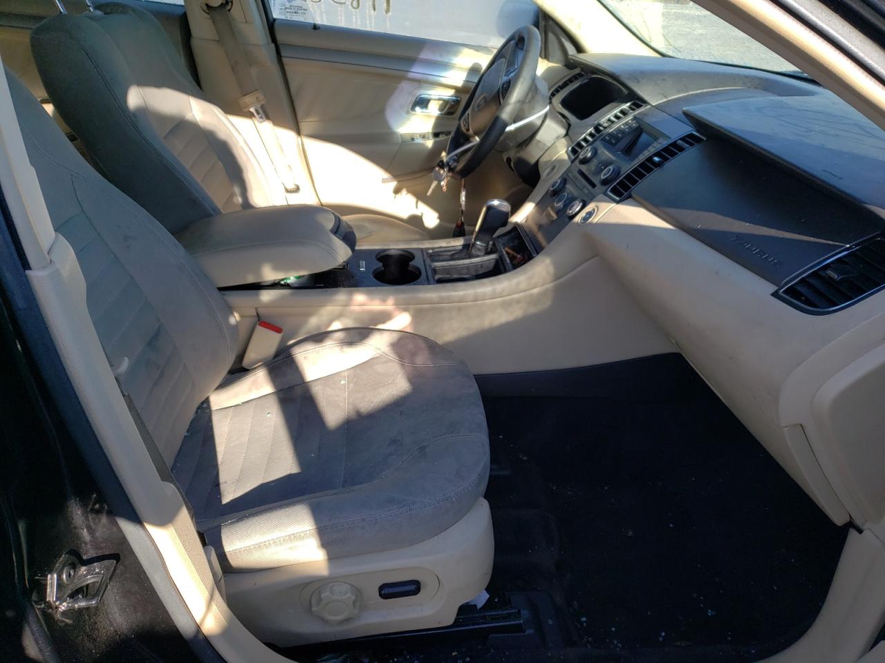 Photo 5 from auction – 2016 FORD TAURUS SE with VIN 1FAHP2D88GG109923