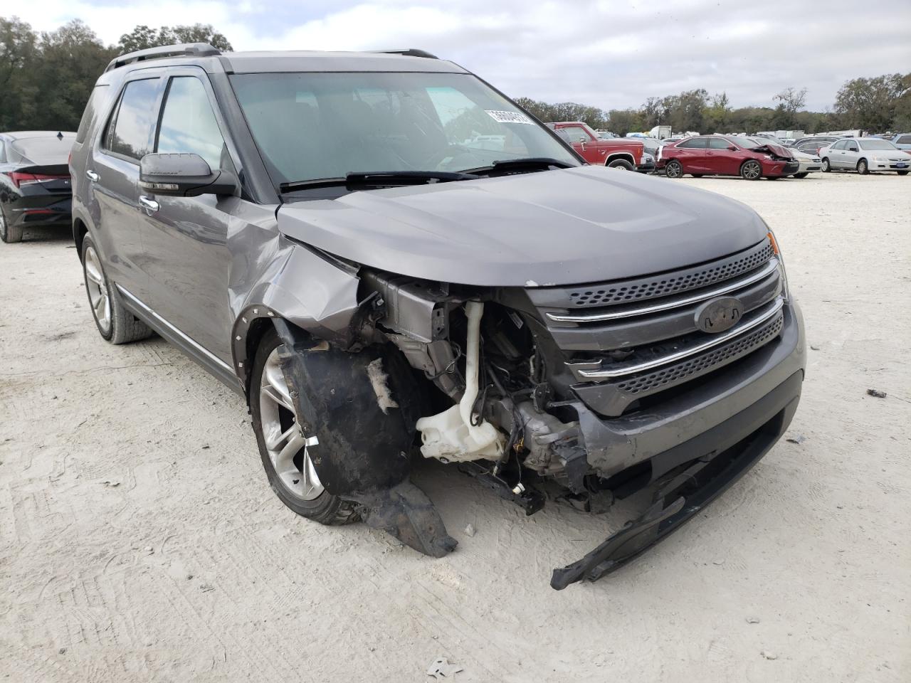 FORD EXPLORER L 2013 مع رقم تعريف المركبة 1FM5K7F86DGC06454 - صورة من المزاد
