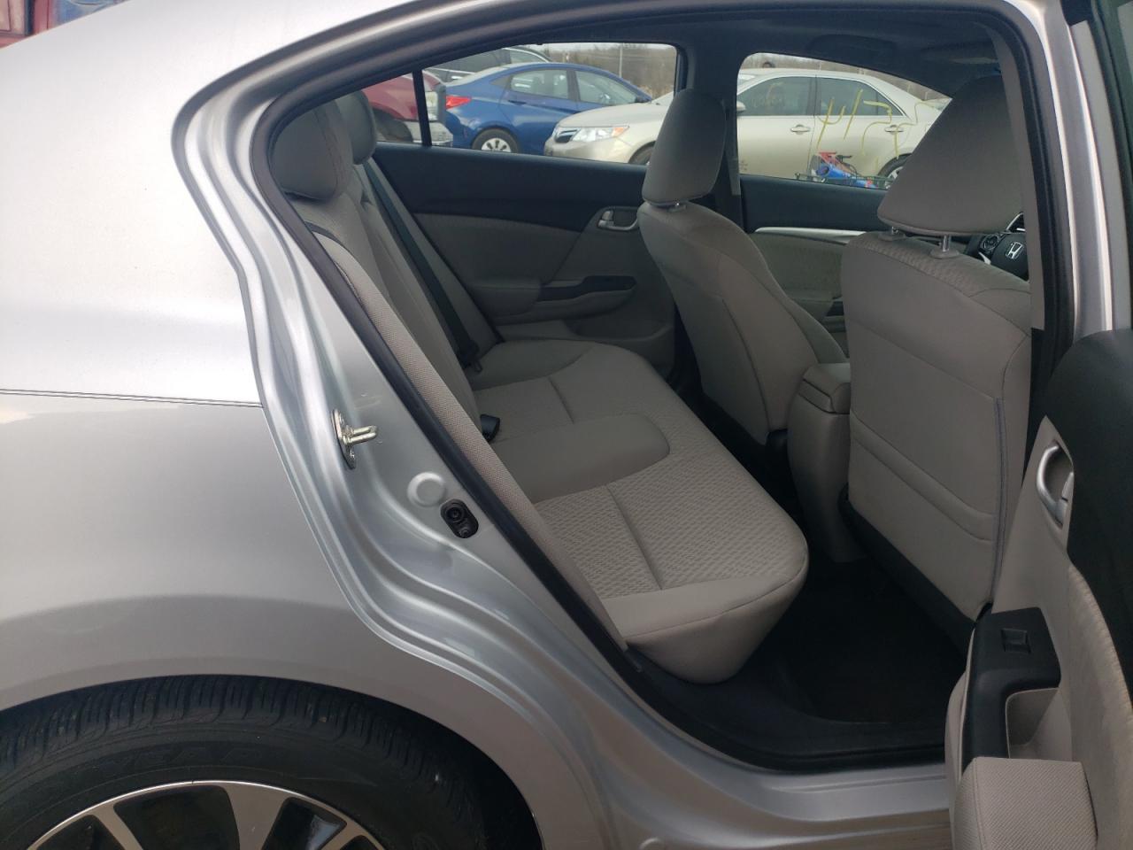 Photo 6 from auction – 2015 HONDA CIVIC EX with VIN 2HGFB2F87FH500661