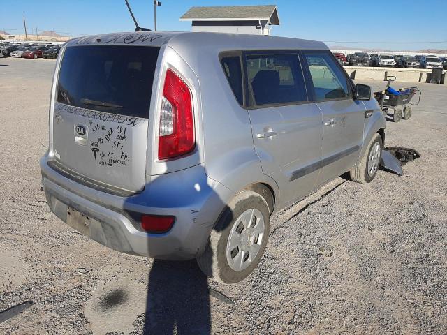 Photo 4 from auction – 2013 KIA SOUL with VIN KNDJT2A56D7511002