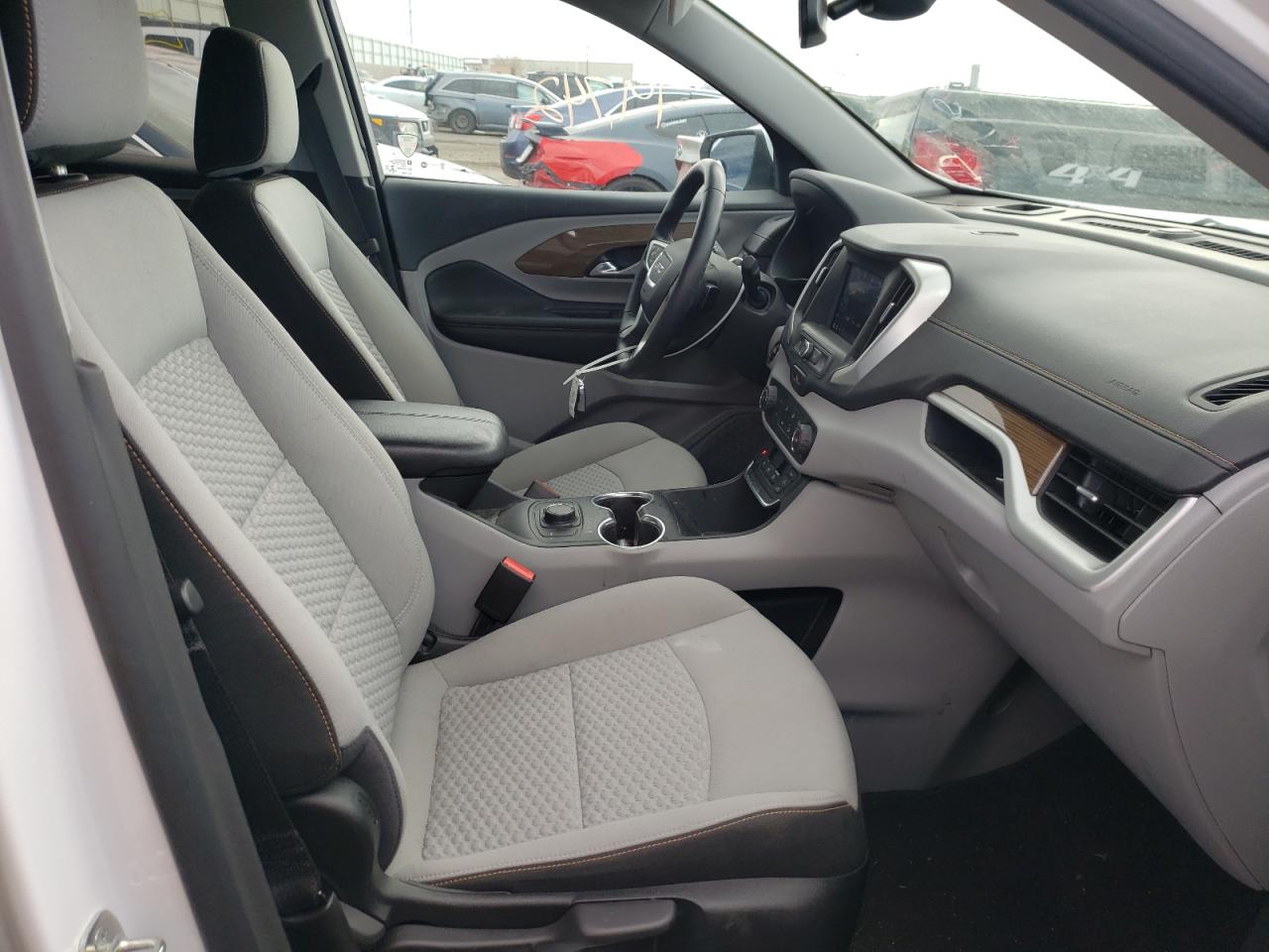 Photo 5 from auction – 2021 GMC TERRAIN SL with VIN 3GKALMEV1ML346143